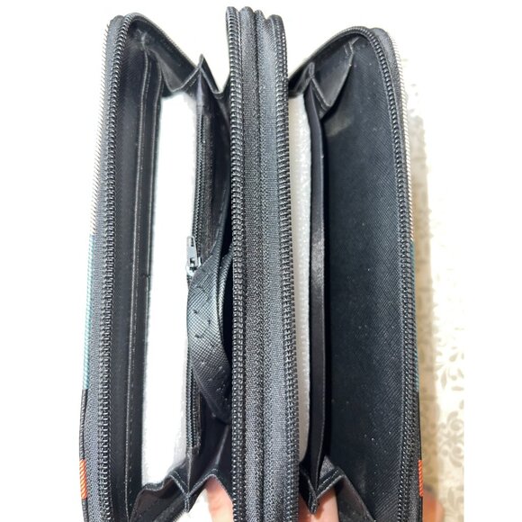 Colorful Checkered Zipper Wristlet Multiple Compartments - Picture 2 of 2